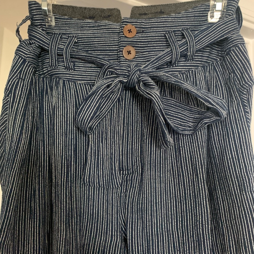 Blue/White Striped Capri Length Pants